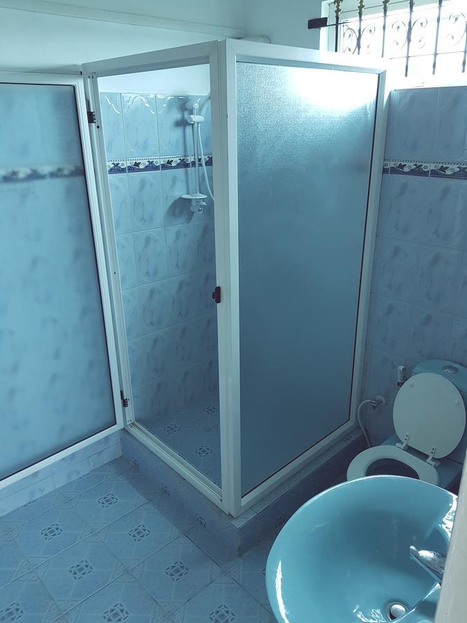 Luxor Residence Guesthouse Belle Mare Esterno foto