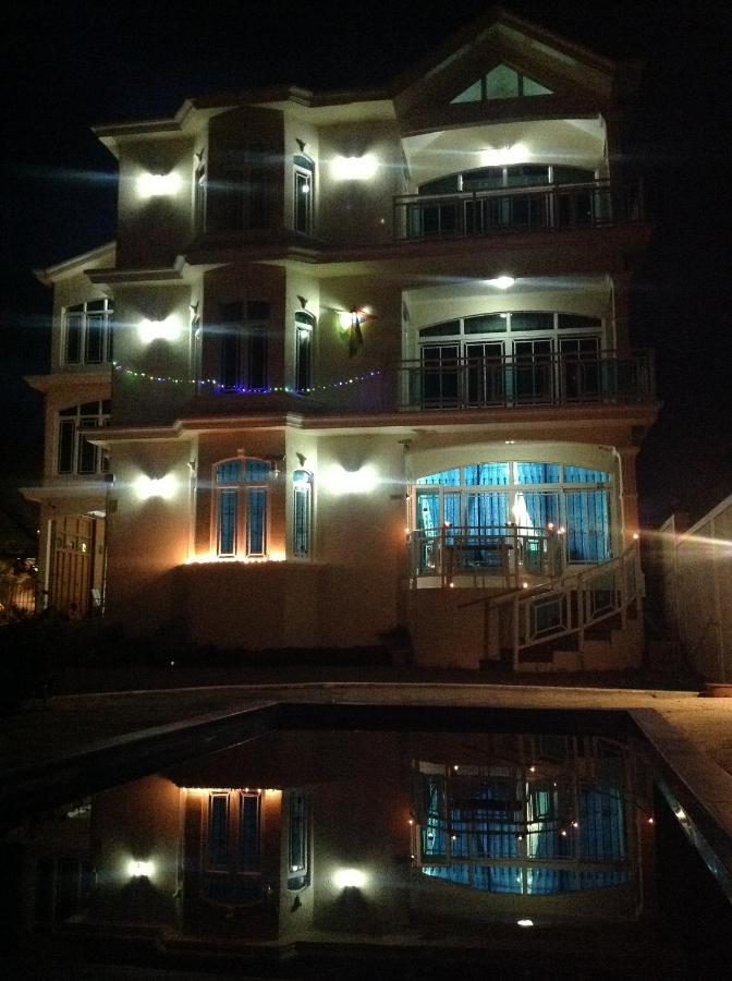 Luxor Residence Guesthouse Belle Mare Esterno foto