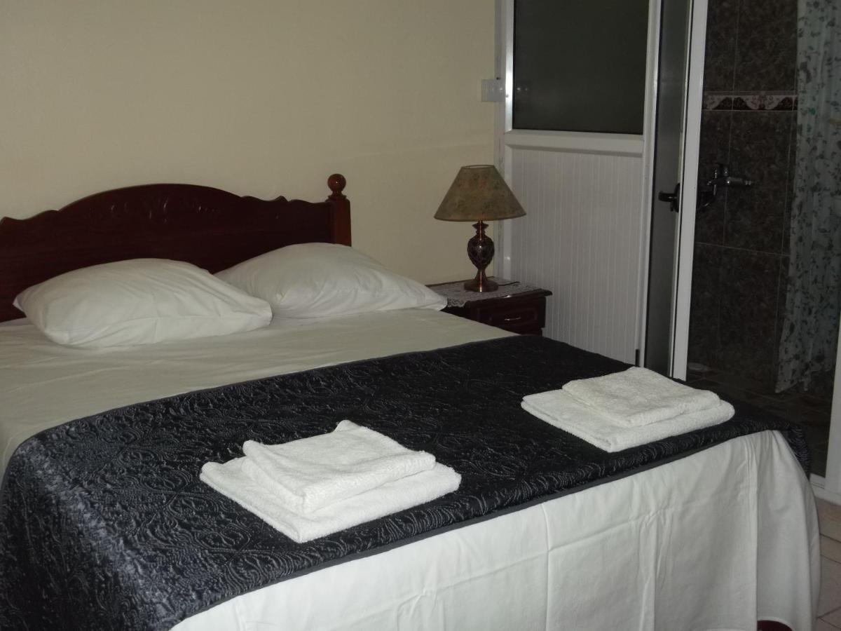 Luxor Residence Guesthouse Belle Mare Esterno foto